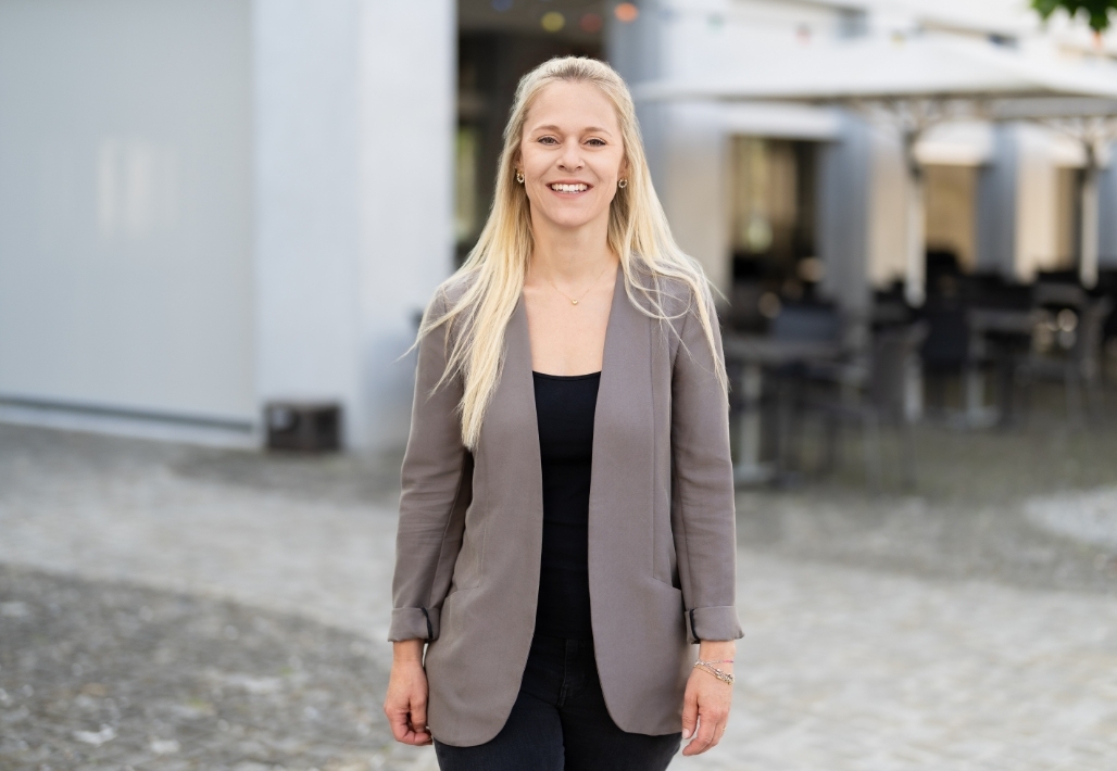 Portrait von Sonja Ulmer, Kundenbetreuung